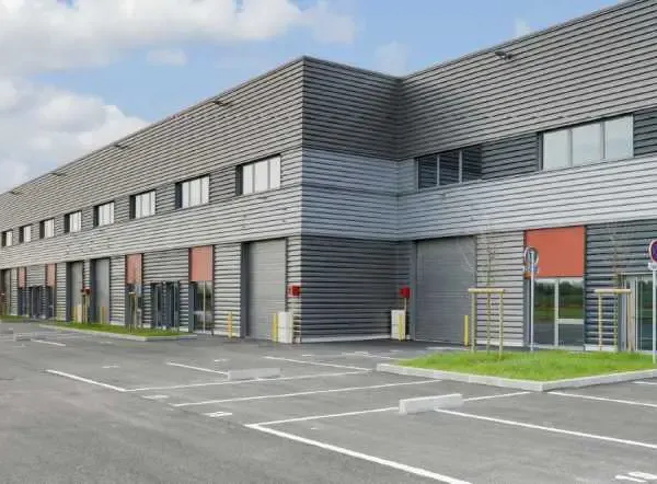 LOCAUX D'ACTIVITE NEUFS A LOUER