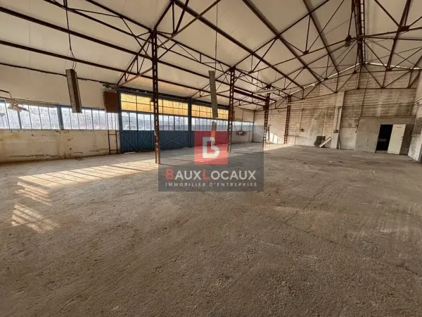 LOCAL COMMERCIAL A LOUER 