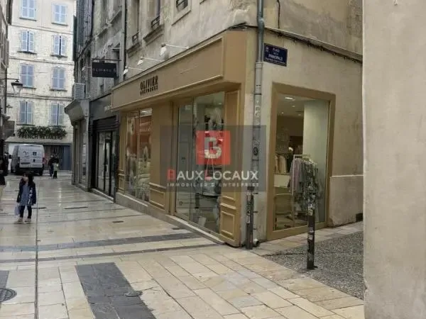 LOCAL COMMERCIAL A CEDER