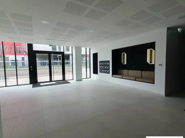 BUREAUX A VENDRE