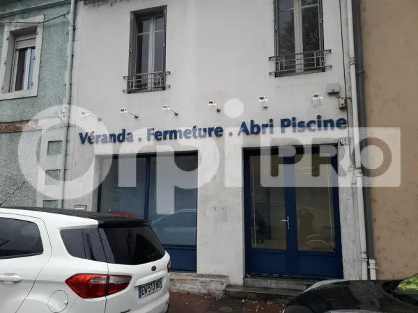 LOCAL COMMERCIAL A VENDRE