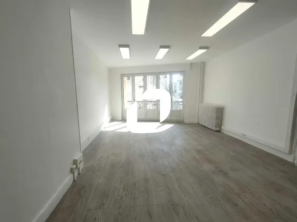 Location Bureau Versailles 78000