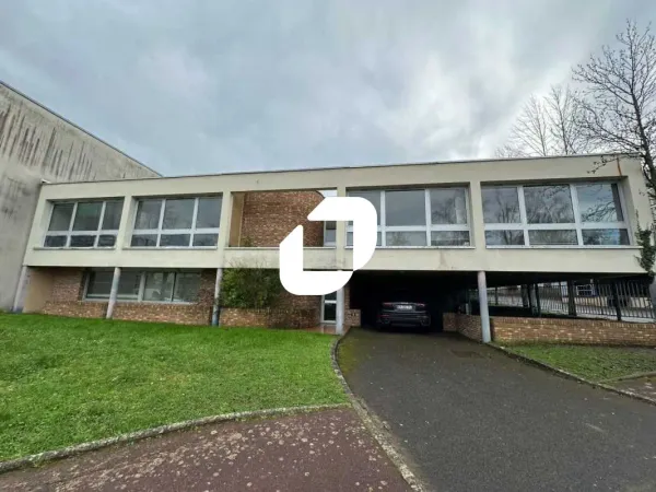 A VENDRE, BATIMENT INDEPENDANT