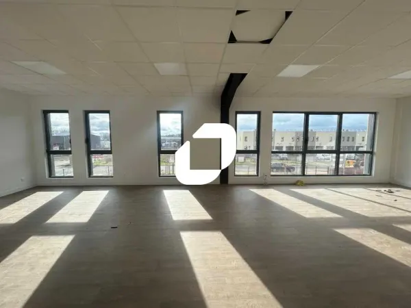 Location Local d'activités Ennery 95300 