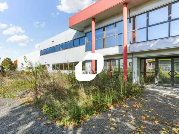 A LOUER, Bâtiment indépendant
