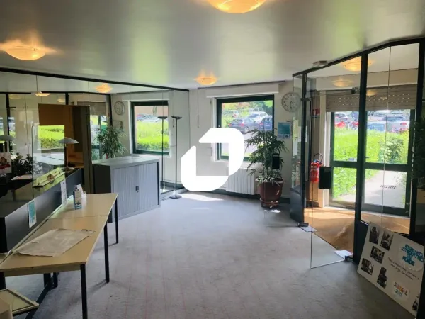 Location Bureau Lognes 77185 