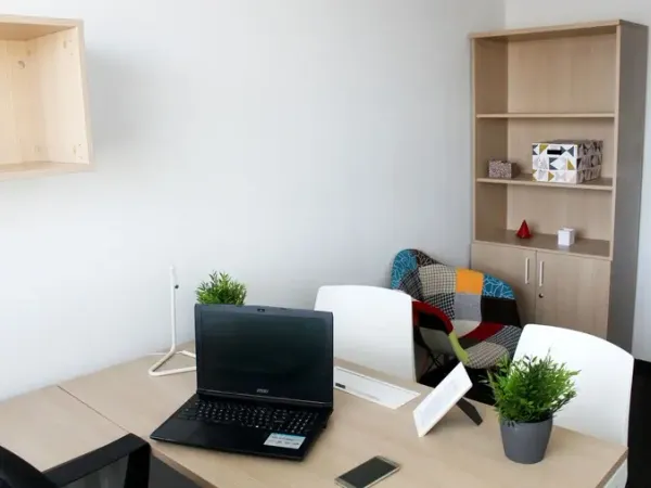 Bureau privatif 15 m² - Idéal freelance ou antenne d'entreprise - Montpellier Garosud