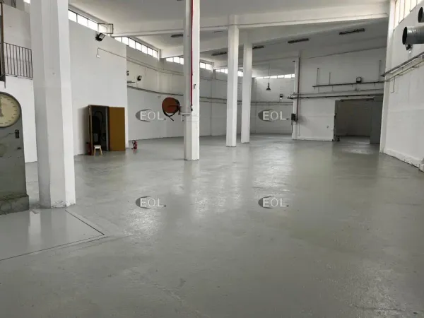 Ensemble immobilier d'activités à vendre