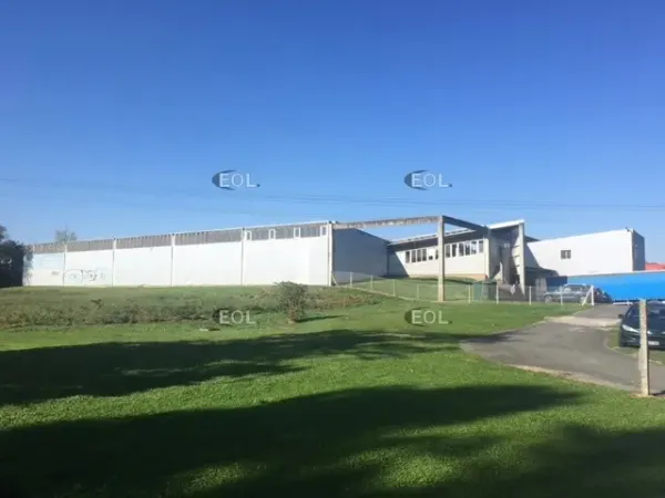 A louer - Bâtiment indépendant