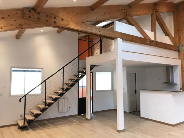 Bureaux Loft à louer à vendre 126 m2 SAINT-HERBLAIN