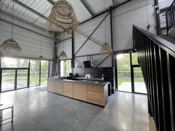 Local d'activité à louer 712 m2 Plescop