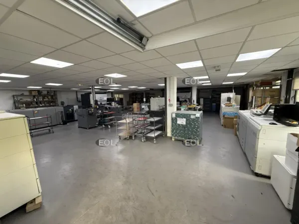 EXCLUSIVITE - Local d'activité avec bureaux de 930 m² à louer / à vendre - Neuilly-Plaisance (93)