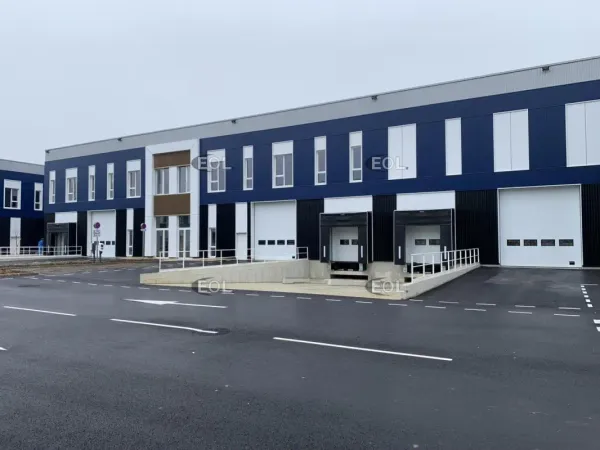 A louer, cellules d'activité de dernières génération à MOISSY CRAMAYEL (77)