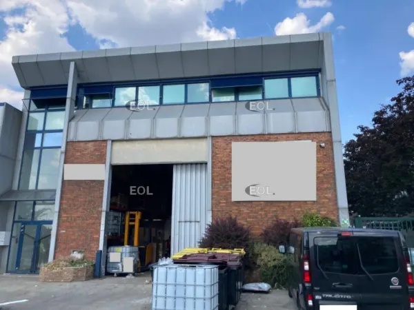 Vente investisseur - Local d'activité d'environ 1 078 m² - Boissy-Saint-Léger (94)
