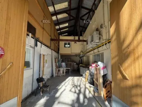 %C0 LOUER / %C0 VENDRE %96 Local d'activité avec bureaux de 450 m² au Perreux-sur-Marne (94)