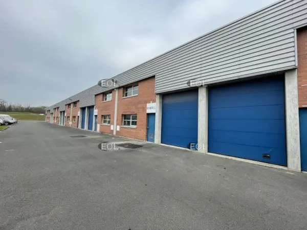 A LOUER : Local d'activités de 195 m²