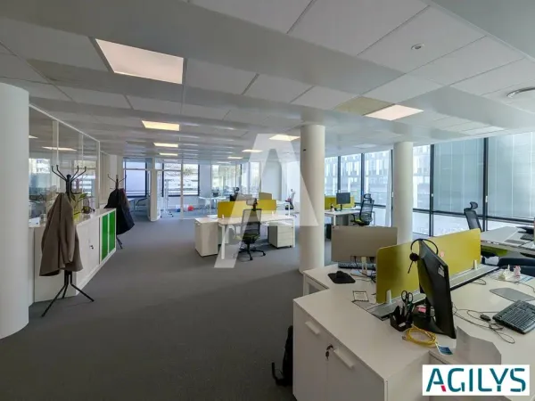 A LOUER : 281 m² de bureaux à proximité de la gare de Massy-Palaiseau