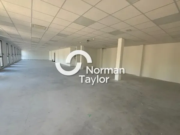 Bureaux A VENDRE OU A LOUER