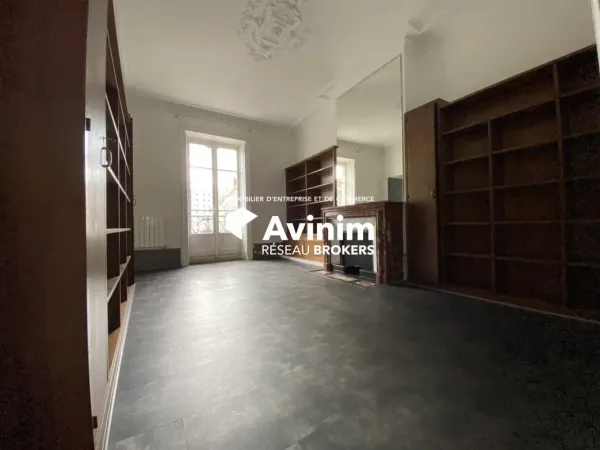 A vendre appartement transformé en Bureaux 87m2 Alsace Lorraine