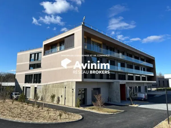 Immeuble tertiaire neuf, à partir de 107m² - PAE Les Glaisins 