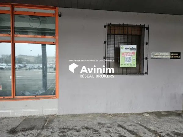 Local commercial - centre ville - Mandat 9522