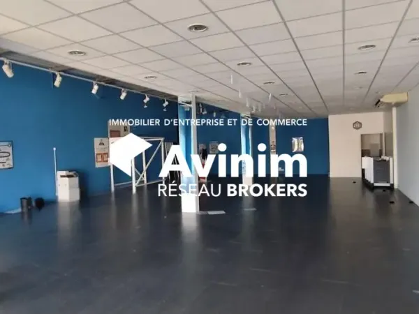 LOCAL COMMERCIAL 250 m2 - EMPLACEMENT STRATEGIQUE MONTAUBAN