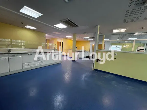 Immeuble R+1 bureaux - Herouville Saint Clair