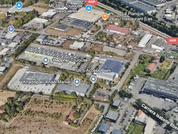 Local d'activité à vendre sur la zone de Sesquières à TOULOUSE comprenant 448 m² de surface au 