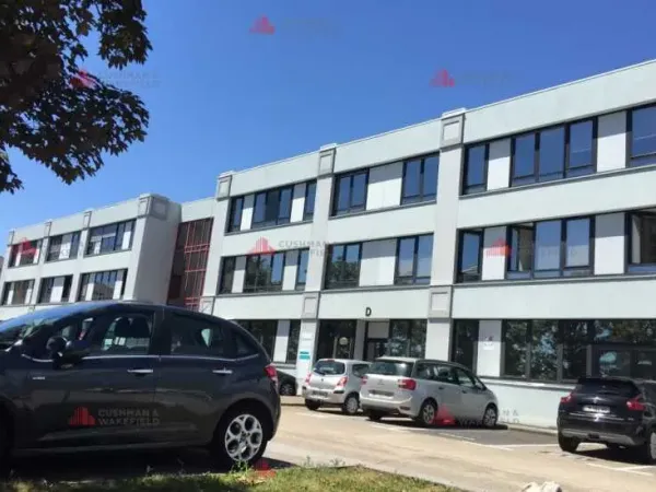 Location Bureau Ecole Valentin 25480