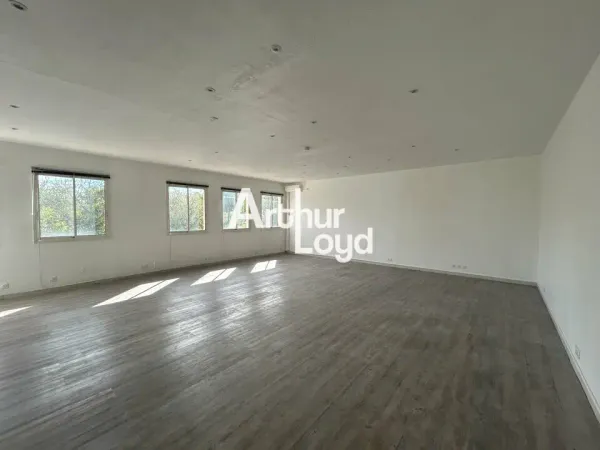 BUREAUX A LOUER