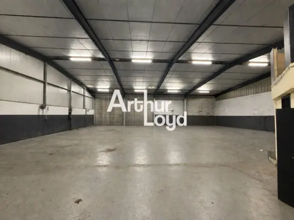 LOCAL D'ACTIVITE - ATELIER A VENDRE OU A LOUER