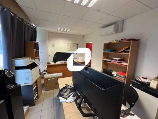 Location Local d'activités Stains 93240