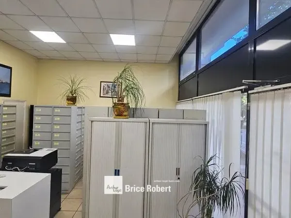 A vendre - Bureaux avec forte visibilité - Lyon 3ème Préfecture