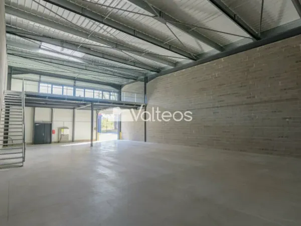 LOCAL D'ACTIVITE - ATELIER A VENDRE