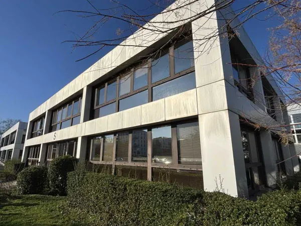PLATEAUX DE BUREAUX A LOUER BORDEAUX LAC