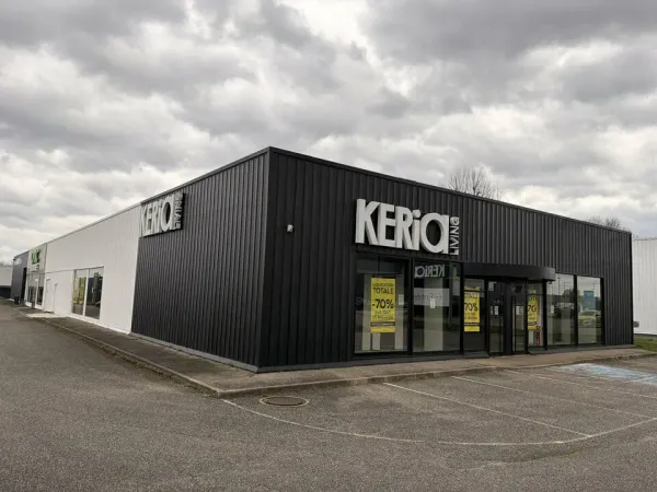 LOCAL COMMERCIAL A LOUER