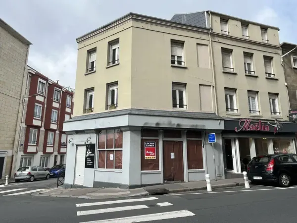 LOCAL COMMERCIAL A LOUER