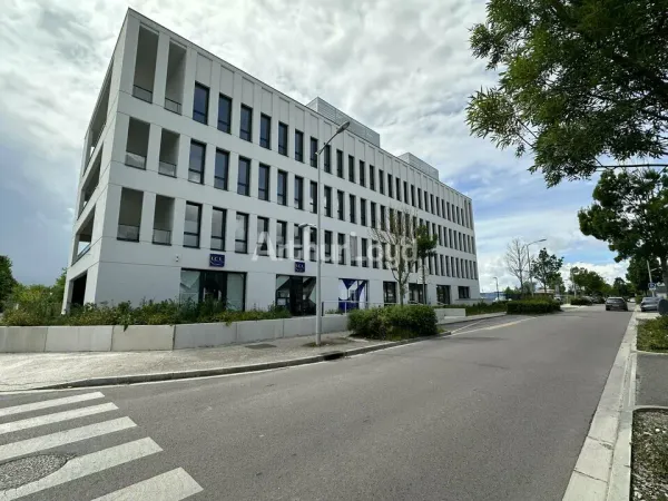 BUREAUX A VENDRE