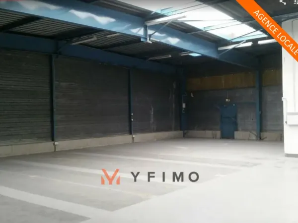 558 m2 ACTIVITE - ENTREPOTS A VENDRE