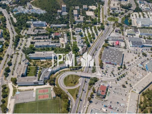 A Vendre Droit au Bail local commercial 547 m²