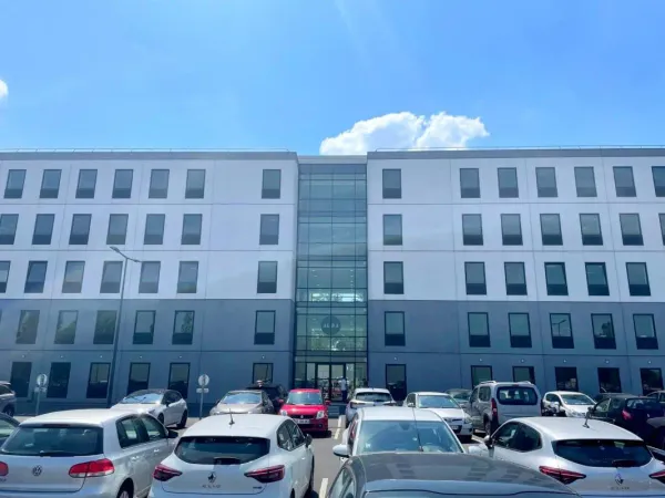 A LOUER - Bureaux neufs - ZA des Béthunes