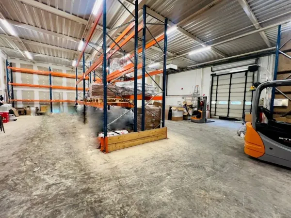Vente Local d'activités Plaisir 78370