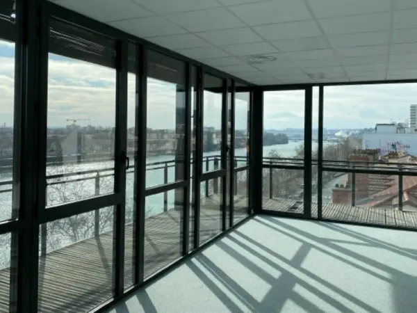 BUREAUX A VENDRE