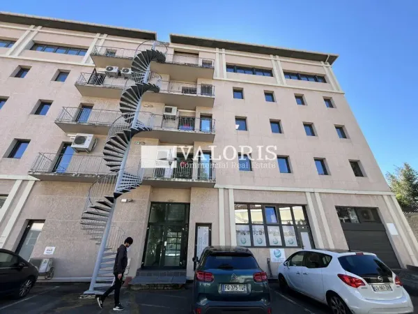 BUREAUX A VENDRE