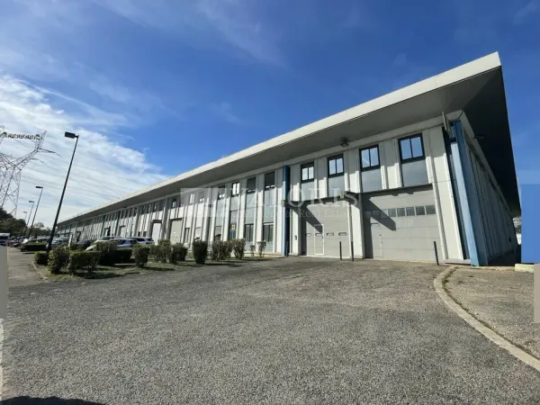 LOCAL D'ACTIVITE - ATELIER A LOUER