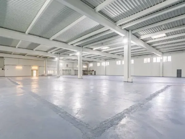 ENTREPOT - LOCAL D'ACTIVITES A VENDRE