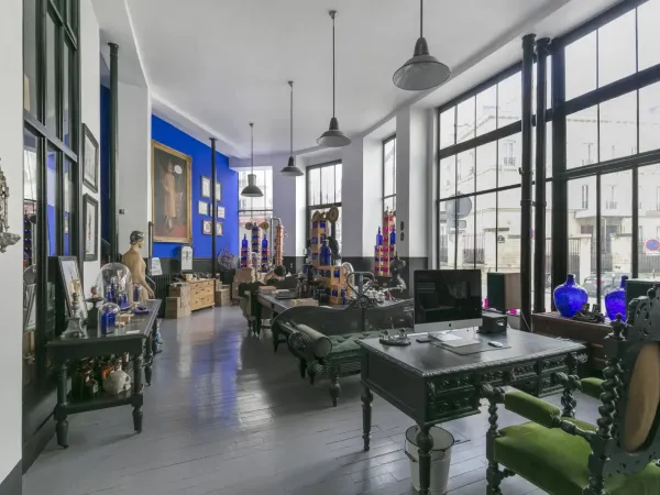 LOCAL COMMERCIAL / BUREAUX - MONTMARTRE