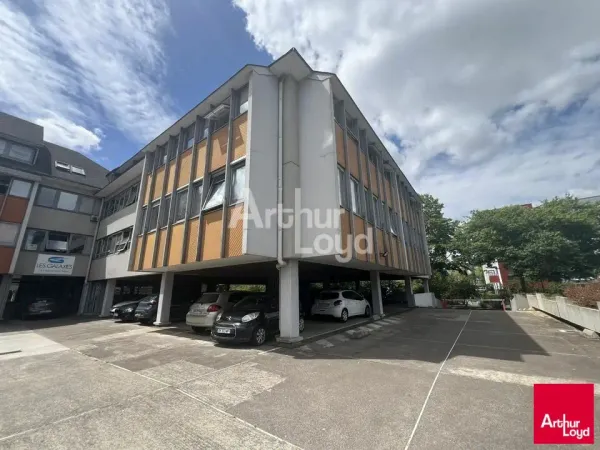 BUREAUX A VENDRE