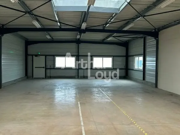LOCAL D'ACTIVITE A LOUER