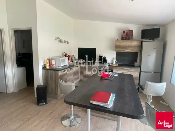 LOCAL D'ACTIVITE A VENDRE